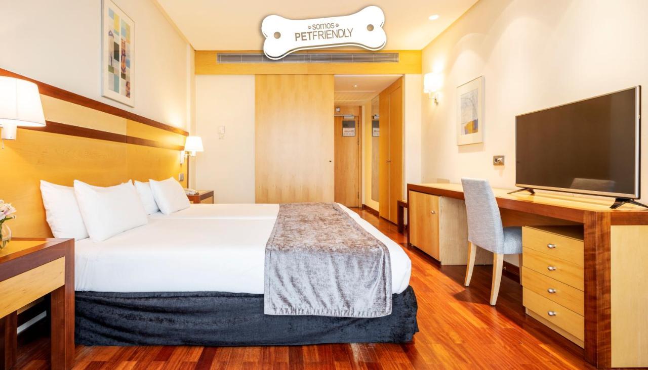 Ilunion Pio XII Hotel Madrid Bagian luar foto