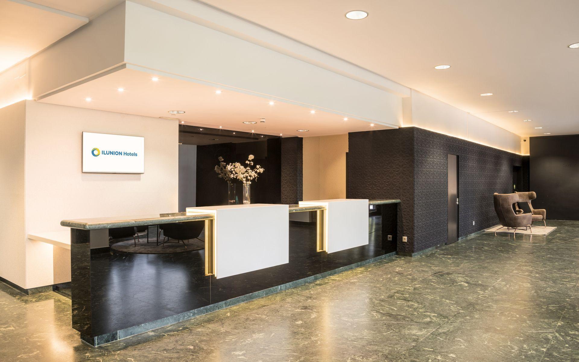 Ilunion Pio XII Hotel Madrid Bagian luar foto